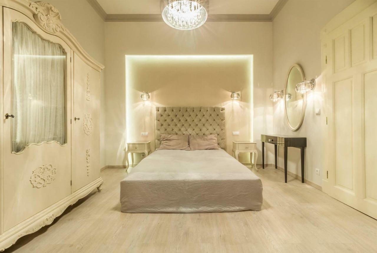 Vori Vori De Luxe Apartment Budapest Bagian luar foto