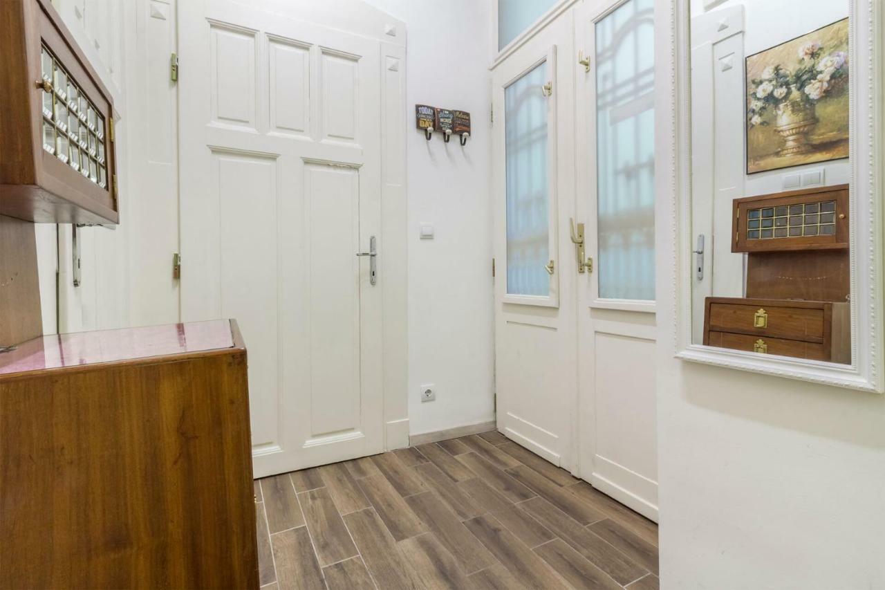Vori Vori De Luxe Apartment Budapest Bagian luar foto